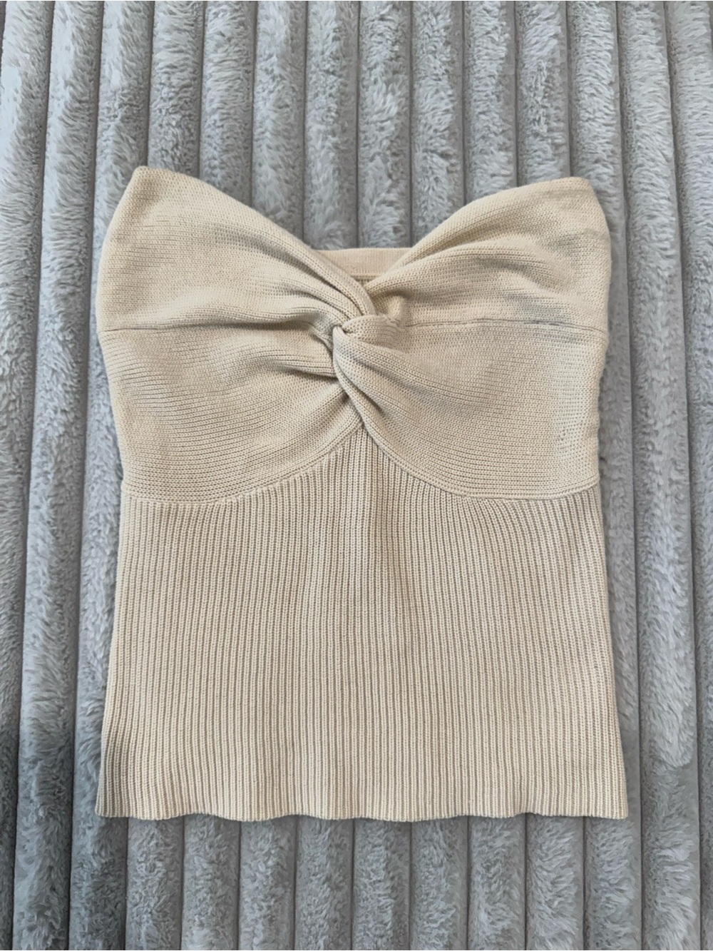Strapless Twist-Knot Ribbed Tube Top in Cream